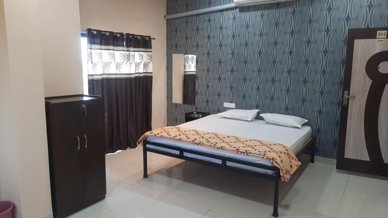 Hotel Hariram Tower Wardha Exterior photo