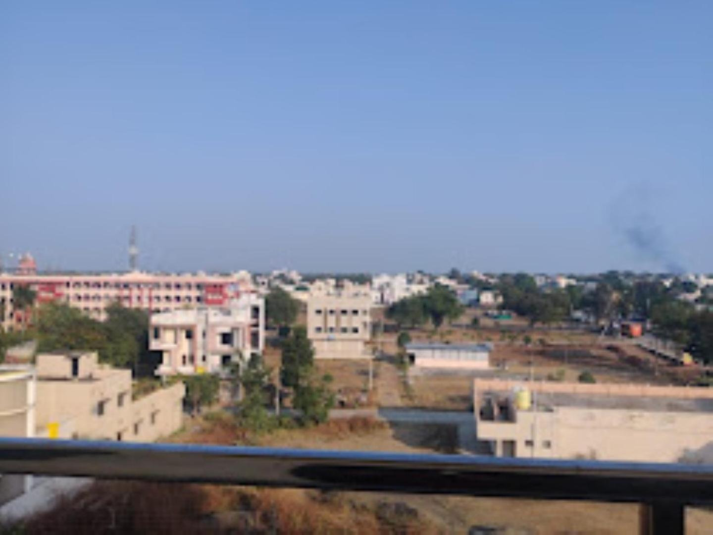 Hotel Hariram Tower Wardha Exterior photo