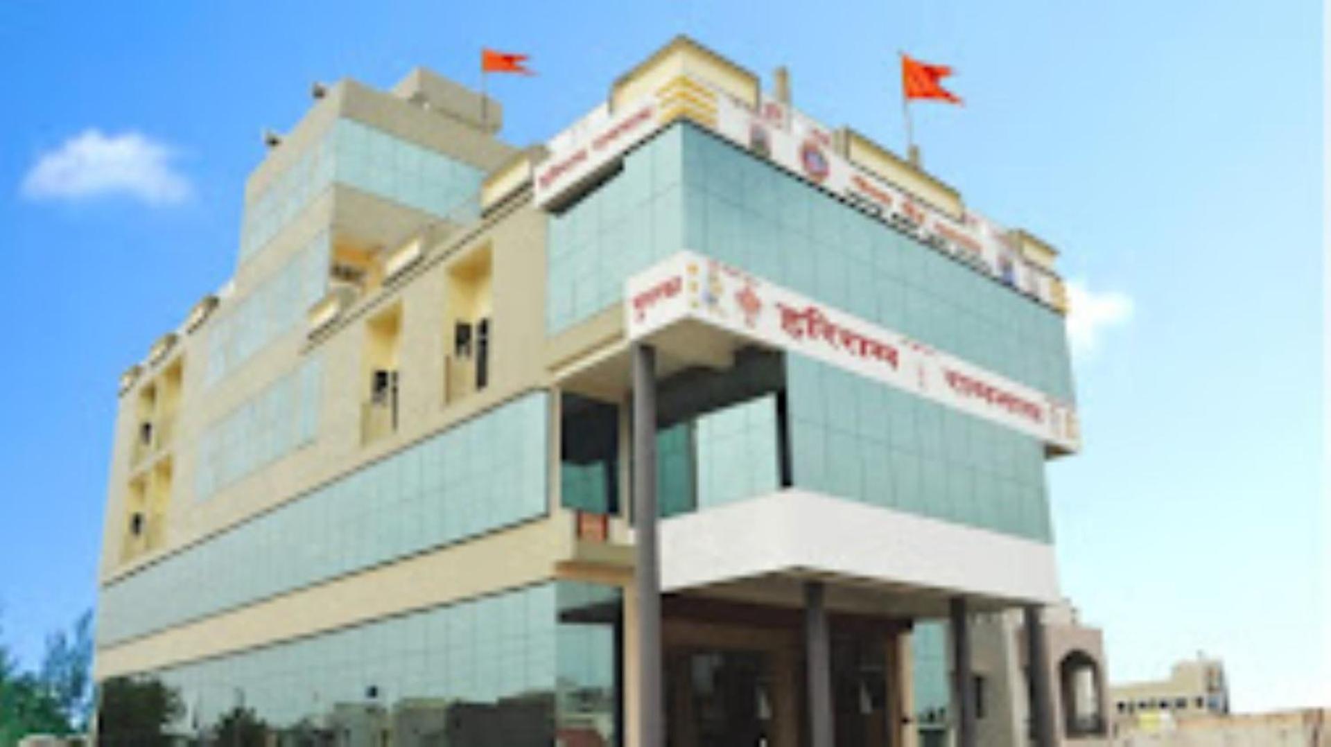 Hotel Hariram Tower Wardha Exterior photo